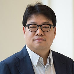 Joonho Lee