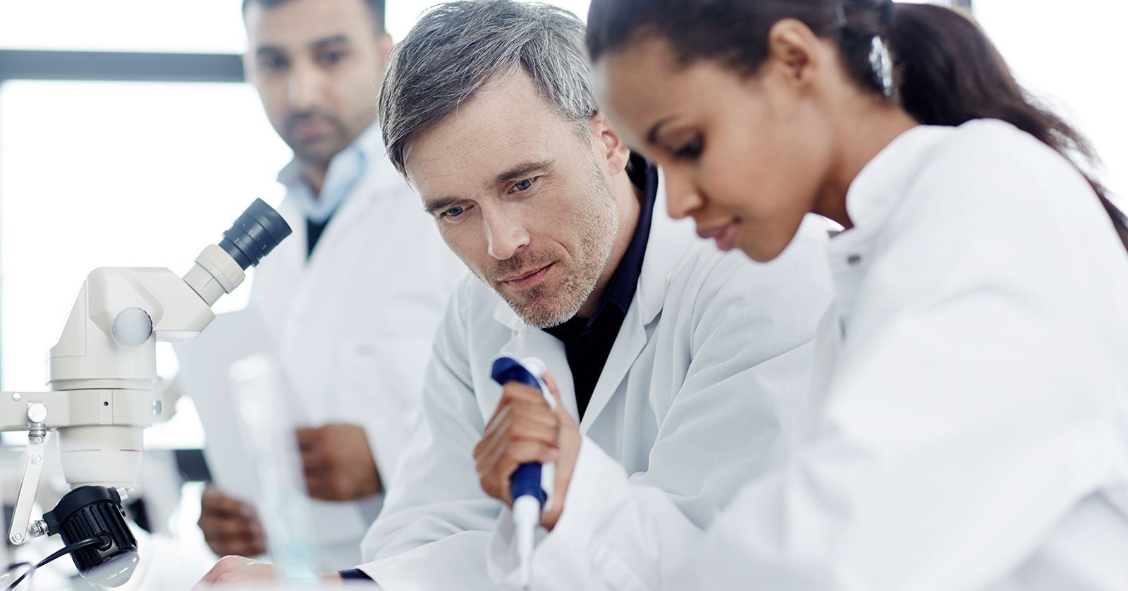 The HubandSpoke Model An Emerging Biopharma Trend L.E.K. Consulting